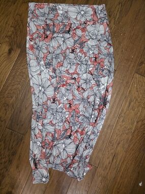 Piphany Red and White Floral Maxi Skirt